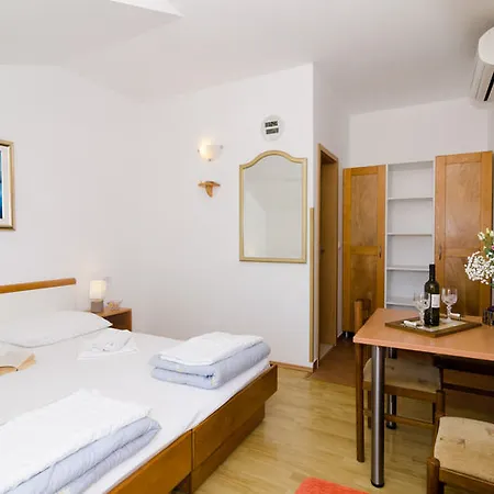 Hotel Senjo 3*