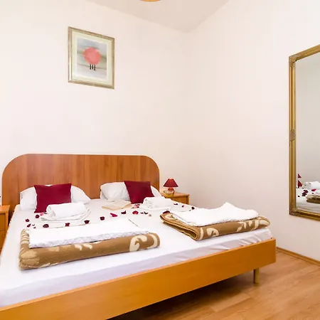 Senjo 3* Cavtat